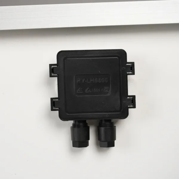 Victron Energy 60W-12V 4a, 60Wp, Poly PV модуль