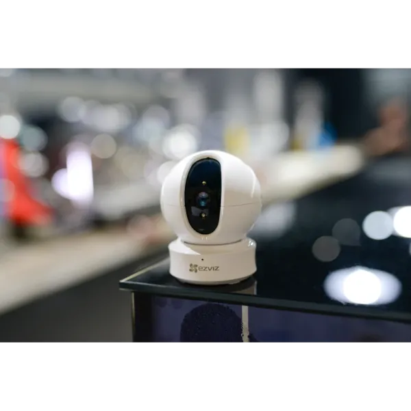 CS-CV246-A0-1C2WFR 2 Мп поворотна Wi-Fi відеокамера EZVIZ